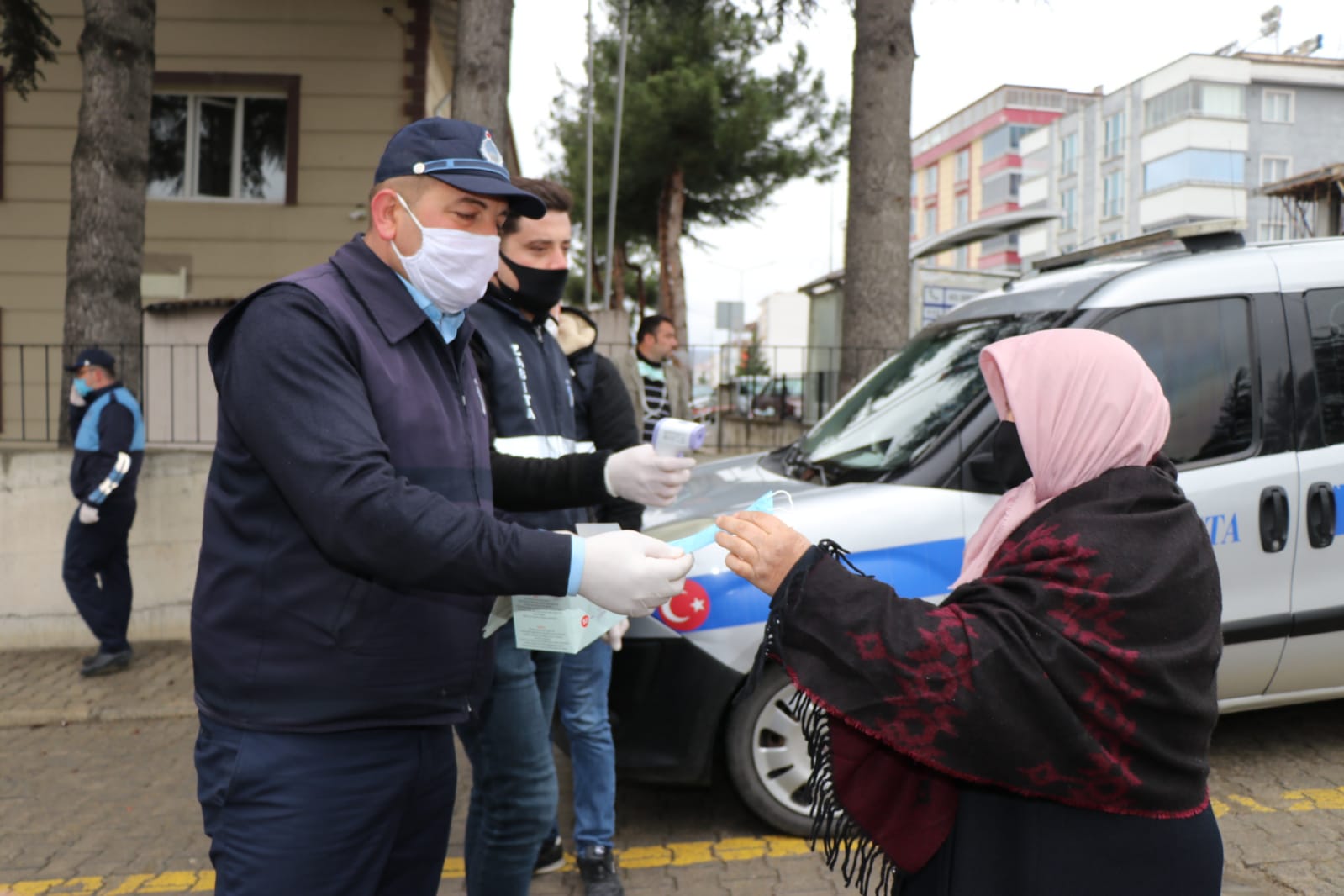 KAVAK PAZARI KORONAVİRÜSE KAPALI